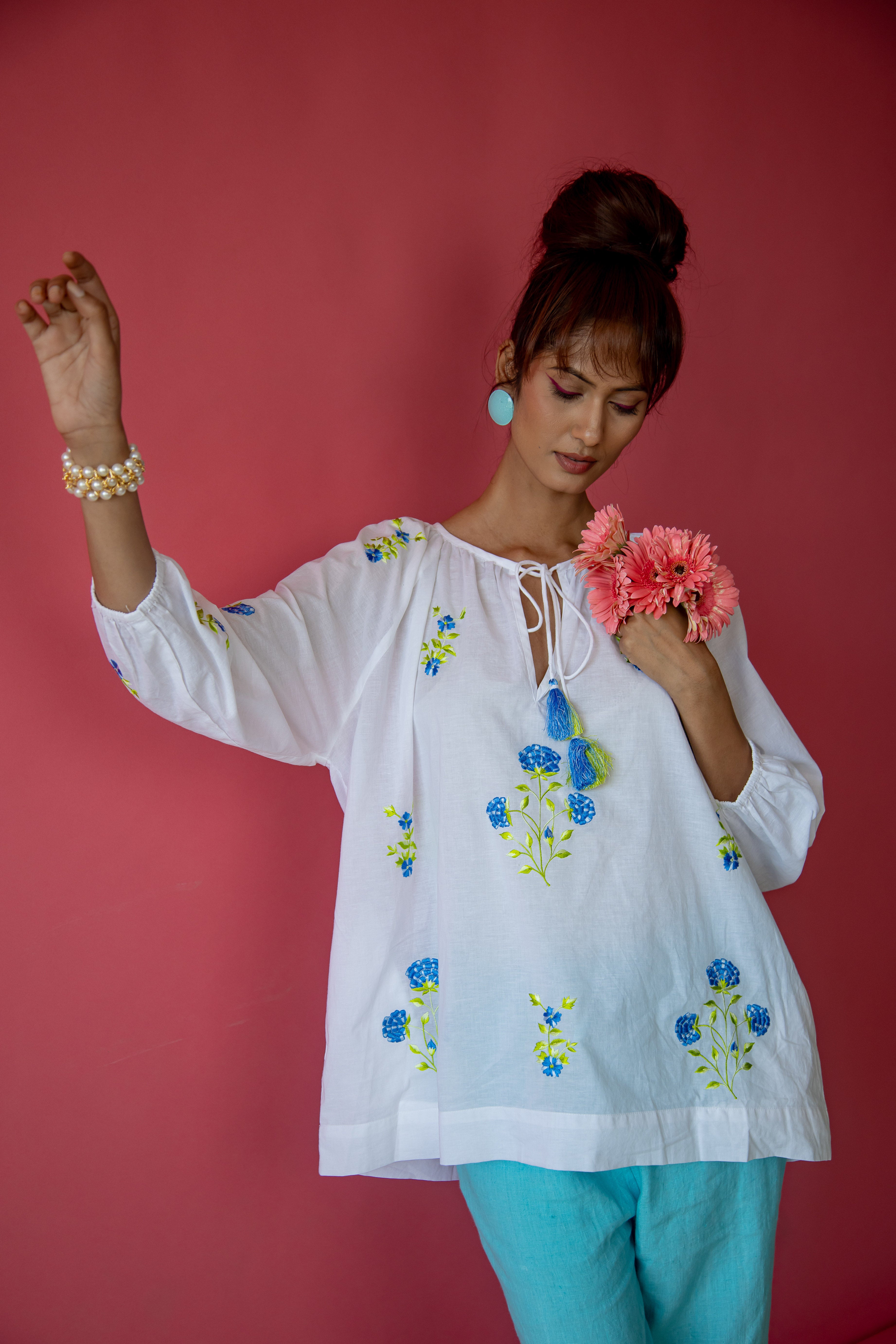 Drifter Gypsy Top with Limes Cotton Cambric White